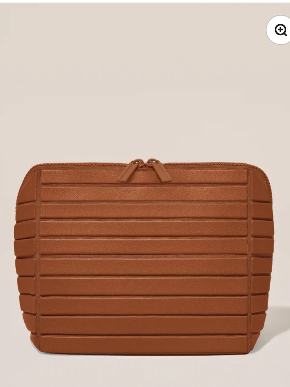 Parallelle: The Vicuna Traveller - Medium